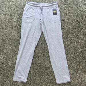 Light Gray Athletic Straight-Leg Leggings – Looser Fit, Size S (4–6)